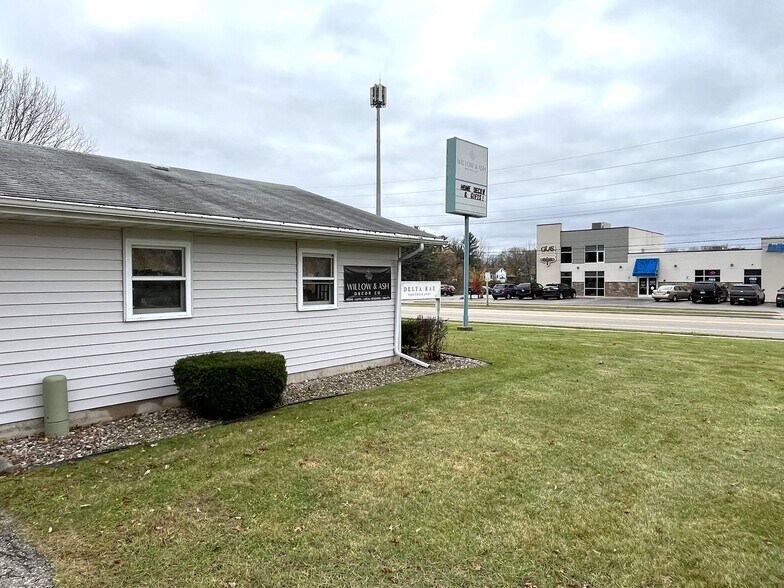 More Photos Of 512 N Main St, Shawano Medical For Lease