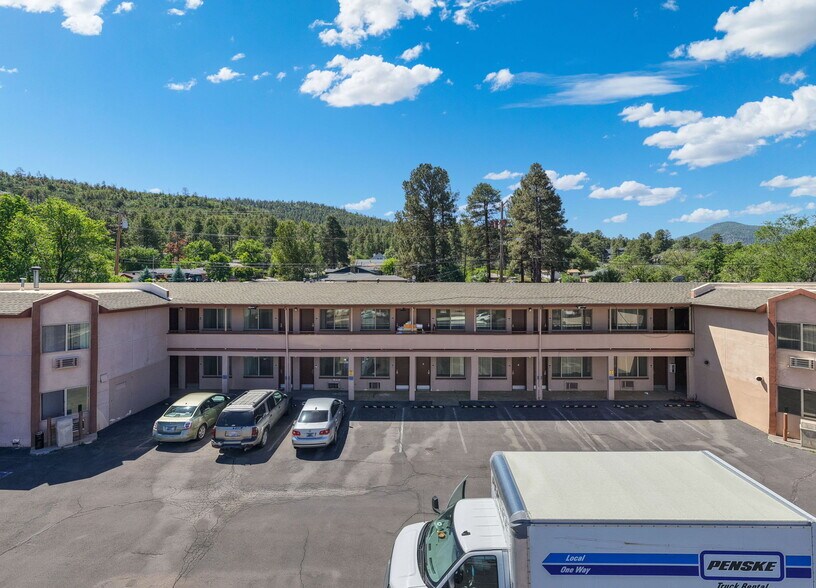 More Photos Of 430 E Route 66, Williams Hotel For Sale