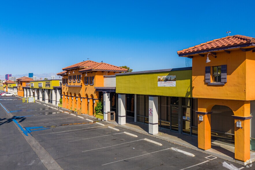 More Photos Of 3242 E Desert Inn Rd, Las Vegas Storefront Retail Office For Lease