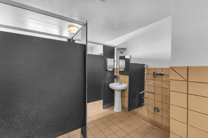 More Photos Of 57173 Sunnyslope Dr, Yucca Valley General Retail For Sale