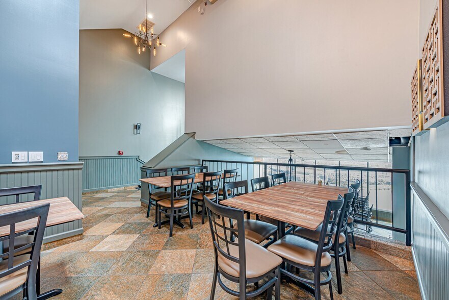 More Photos Of 1212 Grandview Ave, Pittsburgh Restaurant For Sale