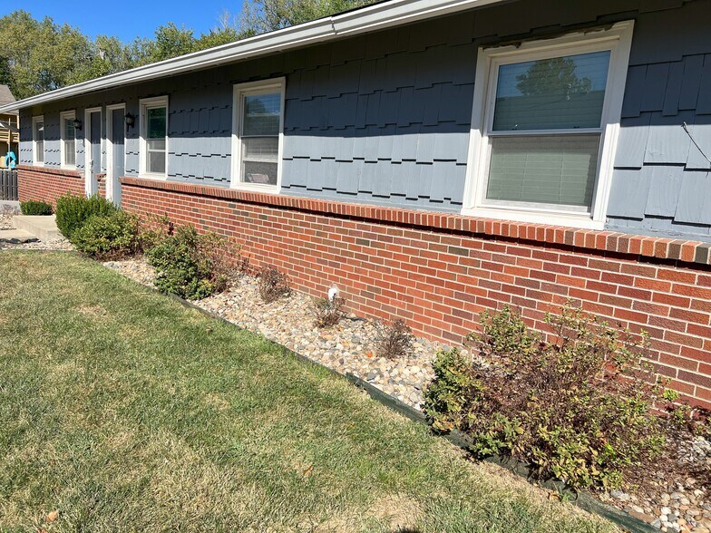 More Photos Of 706 E 139th St, Kansas City Apartments For Sale