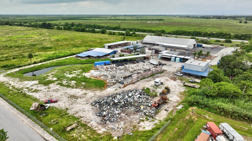 More Photos Of 17250 SW Railroad Ave, Indiantown Manufacturing For Sale