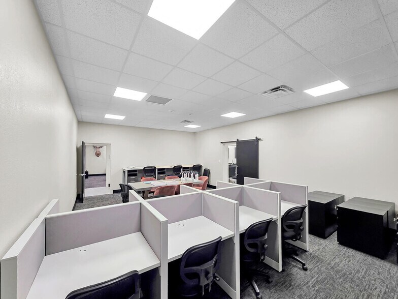 More Photos Of 3410 I-10 W, Orange Office For Sale