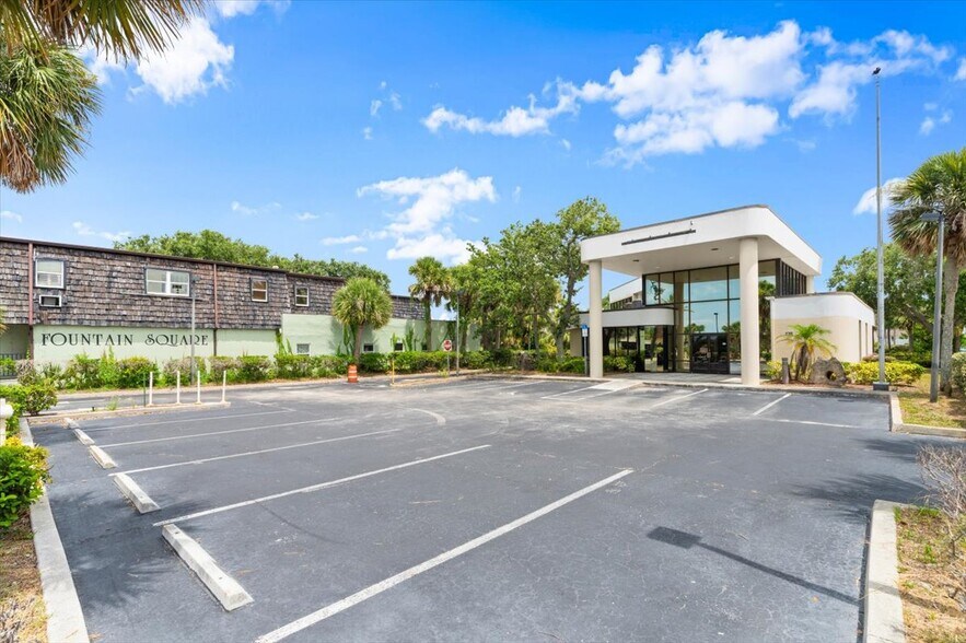 More Photos Of 128 E Granada Blvd, Ormond Beach Medical For Sale