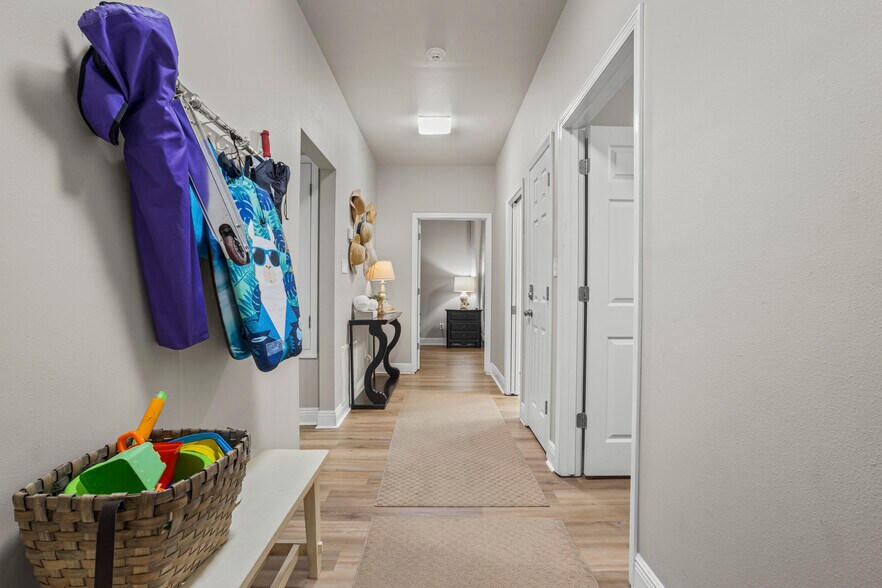 More Photos Of 1705 Government St, Ocean Springs Office For Sale