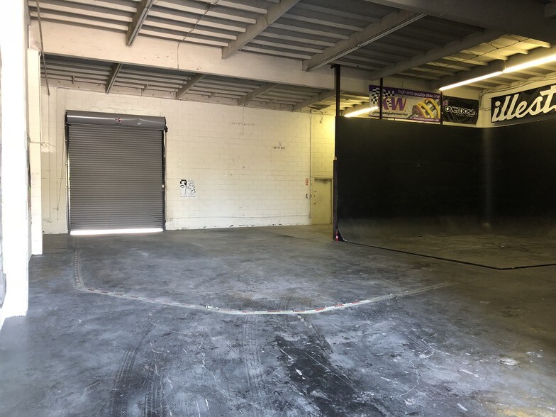 More Photos Of 790-800 S Amphlett Blvd, San Mateo Warehouse For Lease