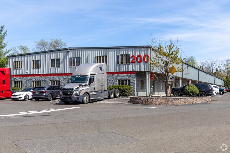 Primary Photo Of 1840 County Line Rd, Huntingdon Valley Showroom For Lease