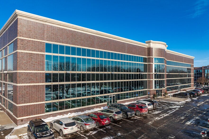 More Photos Of 7365 Kirkwood Ct, Maple Grove Office For Lease