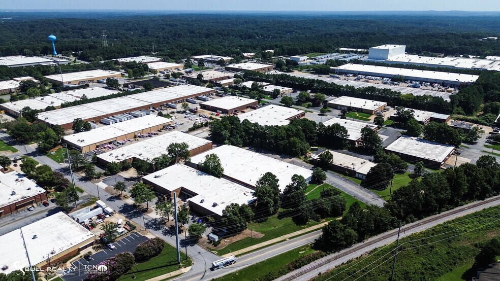 More Photos Of 5530 E Ponce De Leon Ave, Stone Mountain Distribution For Lease