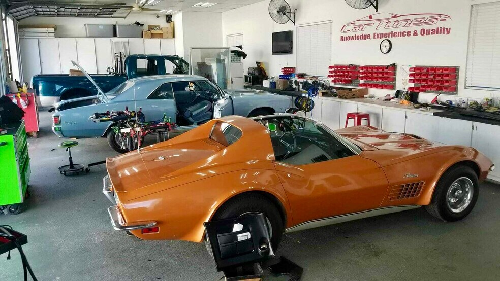 More Photos Of 1110 E Bay Dr, Largo Storefront Retail Office For Lease