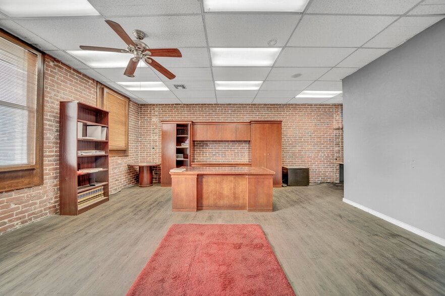 More Photos Of 333 E Channel St, Stockton Loft Creative Space For Sale