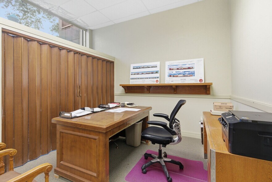 More Photos Of 1025 Central Ave, Tracy Medical For Sale