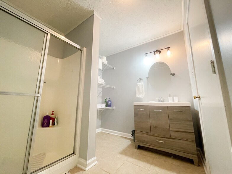 More Photos Of 3873 Cumberland Rd, Fayetteville Apartments For Sale