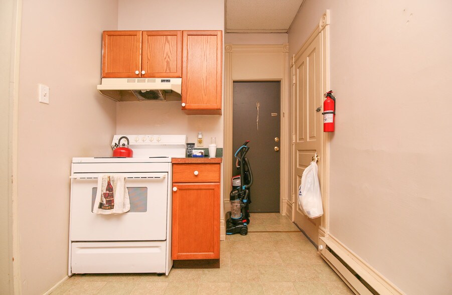 More Photos Of 2102 S Lehigh Ave, Whitehall Apartments For Sale