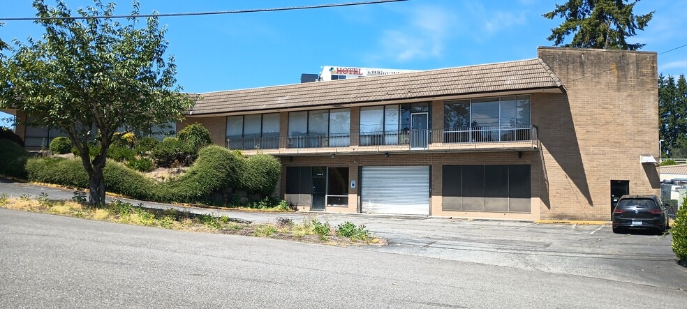 More Photos Of 5611 196th St SW, Lynnwood Freestanding For Lease