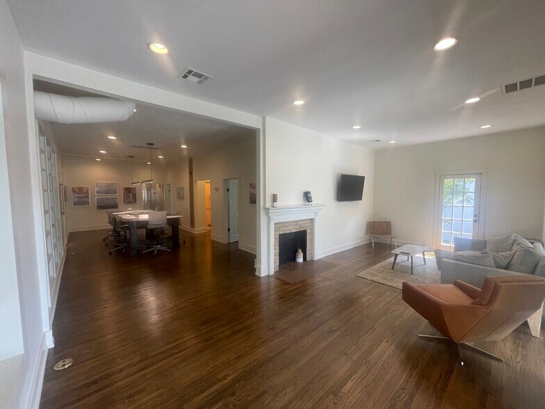 More Photos Of 1637 S Boston Ave, Tulsa Loft Creative Space For Lease