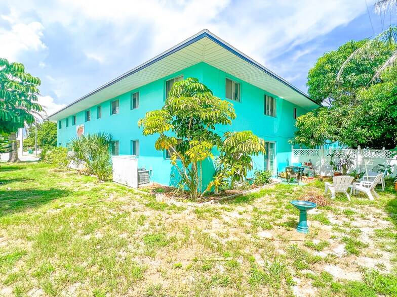 More Photos Of 505 Fillmore Ave, Cape Canaveral Apartments For Sale