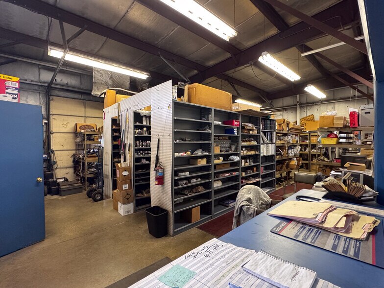 More Photos Of 544 W High St, Edison Auto Dealership For Sale