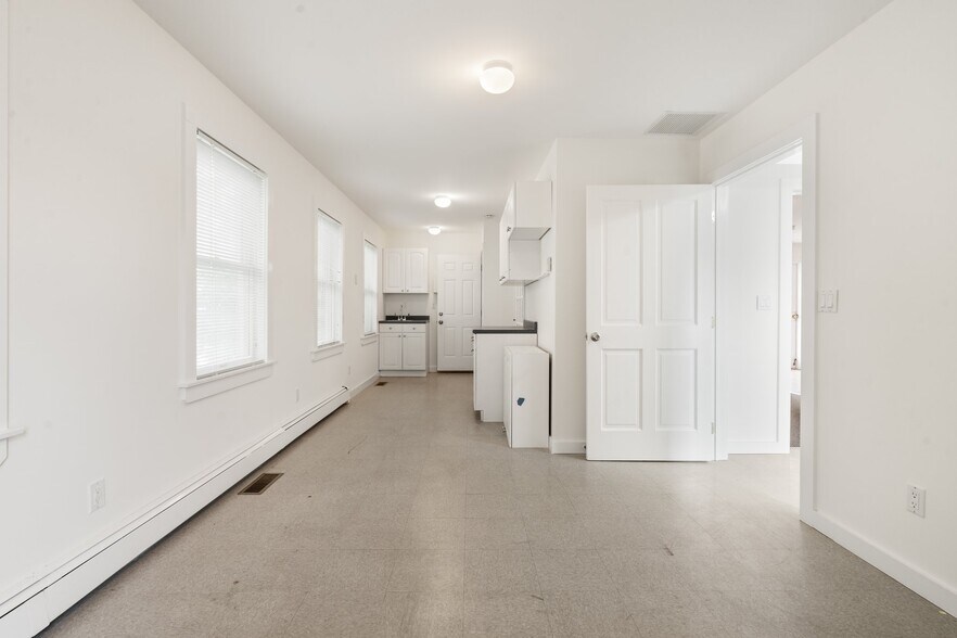 More Photos Of 1228 Roanoke Ave, Riverhead Medical For Sale