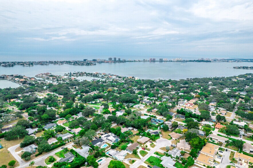 More Photos Of 400 Indian Rocks Rd N, Belleair Bluffs Storefront Retail Office For Sale