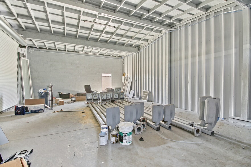 More Photos Of 4554 Auburn Blvd, Sacramento Auto Dealership For Sale