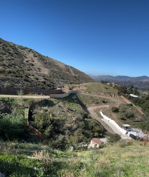 More Photos Of 10200 Willow Springs Lane, Sunland Land For Sale