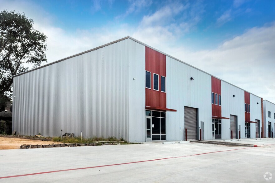 More Photos Of 22131 Rothwood Rd, Spring Unknown For Lease