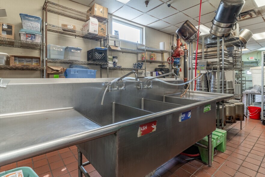 More Photos Of 3807 Atlanta Hwy, Hiram Restaurant For Sale