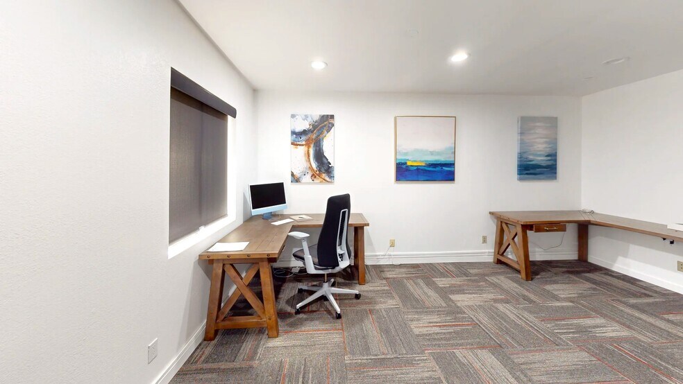 More Photos Of 7220 N 16th St, Phoenix Office For Lease