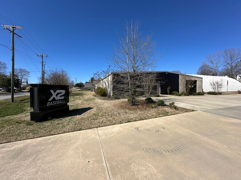 More Photos Of 4312 Republic Ct, Concord Warehouse For Lease