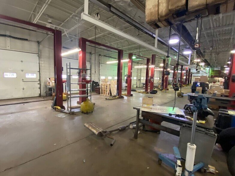 More Photos Of 8301 N 76th St, Milwaukee Light Manufacturing For Lease