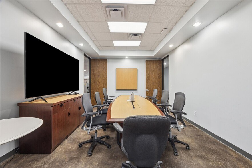More Photos Of 718 FM 1959 Rd, Houston Medical For Sale