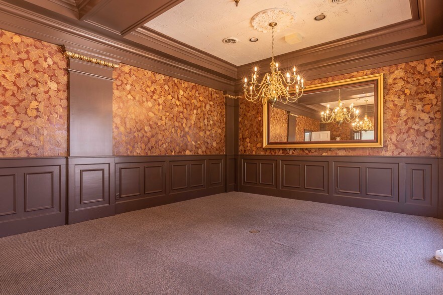 More Photos Of 300 Frederica St, Owensboro Office For Lease