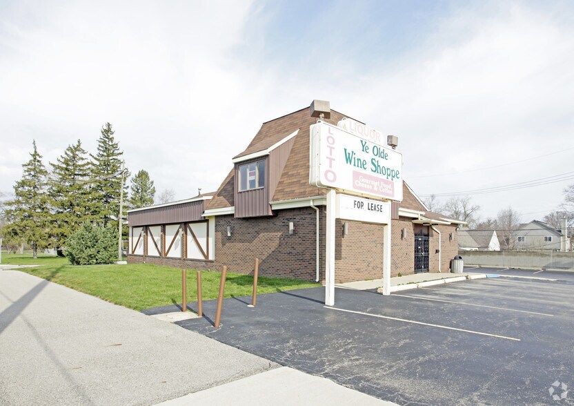 More Photos Of 2044 South Blvd, Rochester Hills Medical For Lease