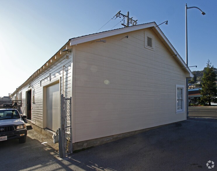 More Photos Of 1455-1469 El Camino Real, Belmont Freestanding For Lease