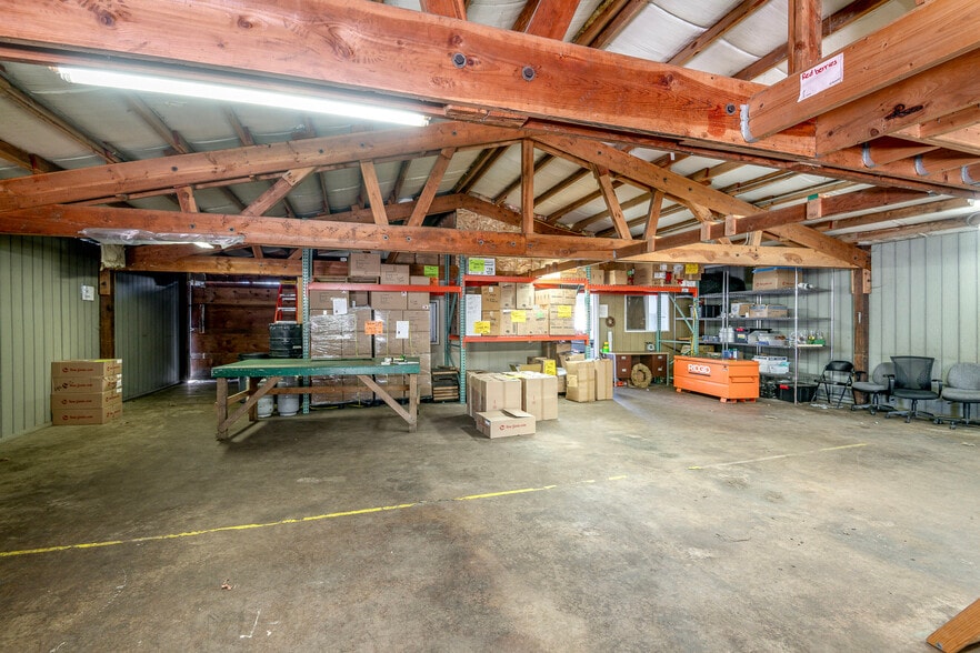 More Photos Of 10709 12th Ave E, Tacoma Warehouse For Sale