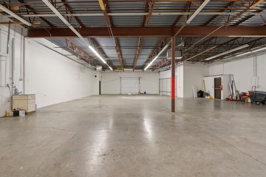 More Photos Of 7115-7133 Washington Ave S, Edina Research And Development For Lease