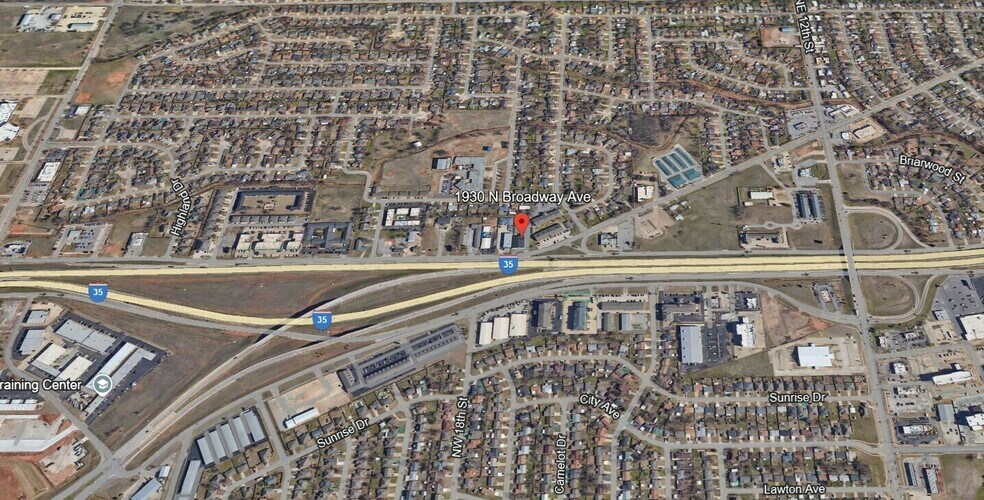 More Photos Of 1930 N Broadway St, Oklahoma City Office For Sale