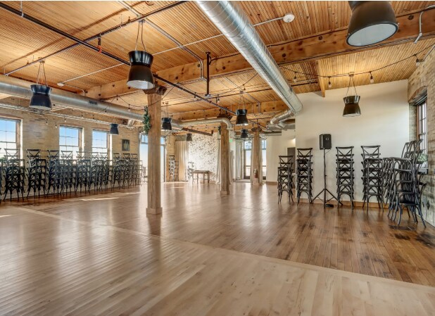 More Photos Of 422 N 15th St, Milwaukee Loft Creative Space For Sale