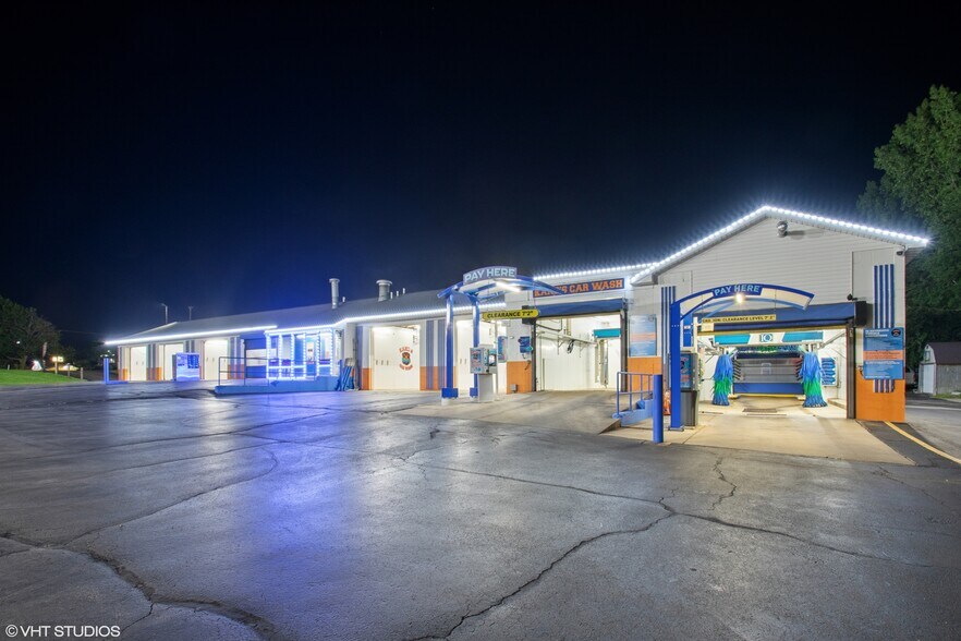 More Photos Of 731 Midwest Ct, Freeport Carwash For Sale