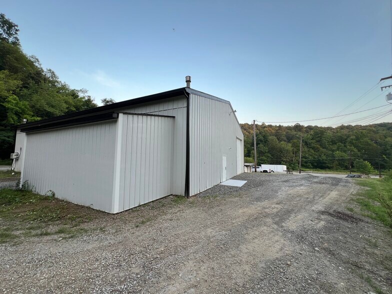 More Photos Of 608 State Route 380, Murrysville Warehouse For Lease