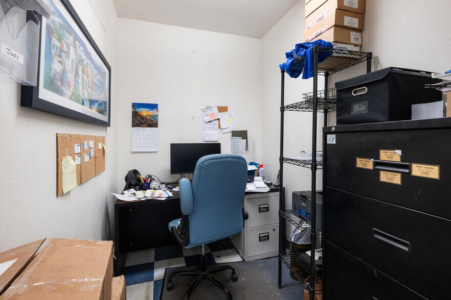 More Photos Of 763 Marsh Rd, Menlo Park Freestanding For Sale