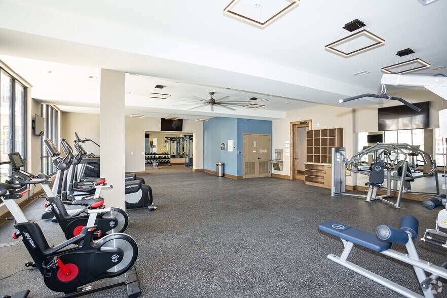 More Photos Of 6201 Johnson Dr, Mission Apartments For Lease