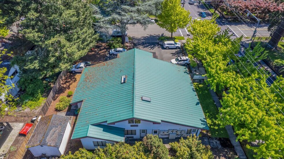 More Photos Of 1904 Elm St, Forest Grove Medical For Sale