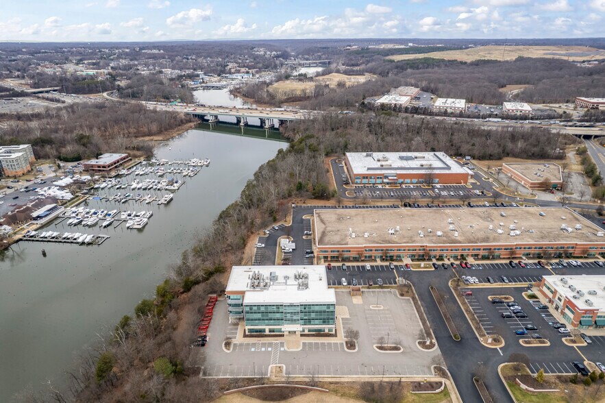 More Photos Of 10718 Richmond Hwy, Lorton Office For Lease
