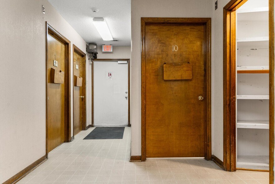More Photos Of 450 North St, Bamberg Medical For Sale