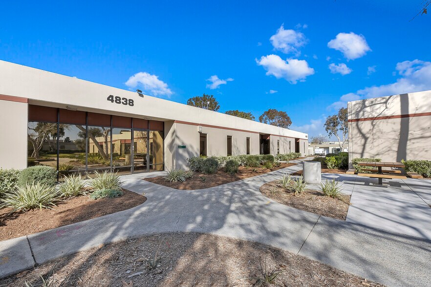 More Photos Of 4838 Ronson Ct, San Diego Warehouse For Lease