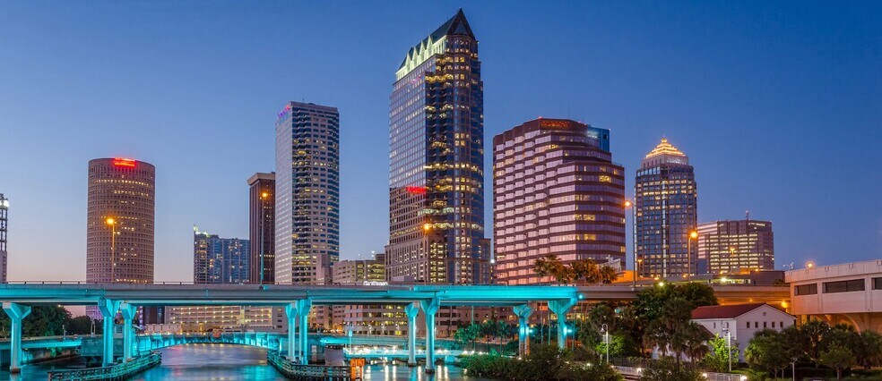 More Photos Of 1225 S 78th St, Tampa Service Station For Sale