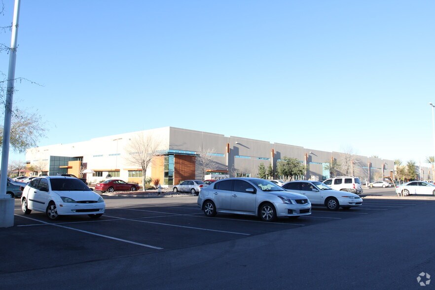 Primary Photo Of 2700 E Commerce Center Pl, Tucson Research And Development For Lease